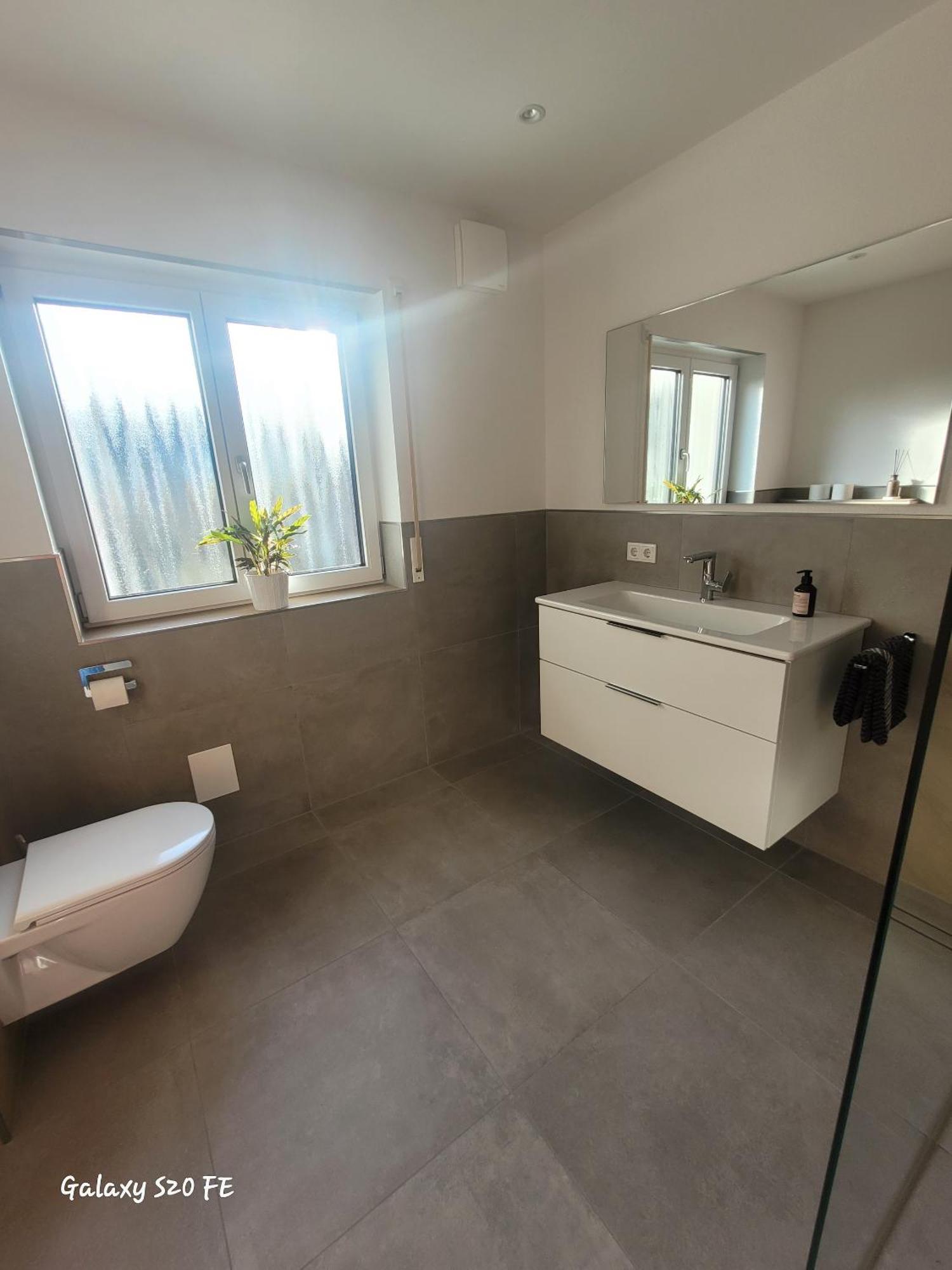 Apartment Modernes An Der Steige
